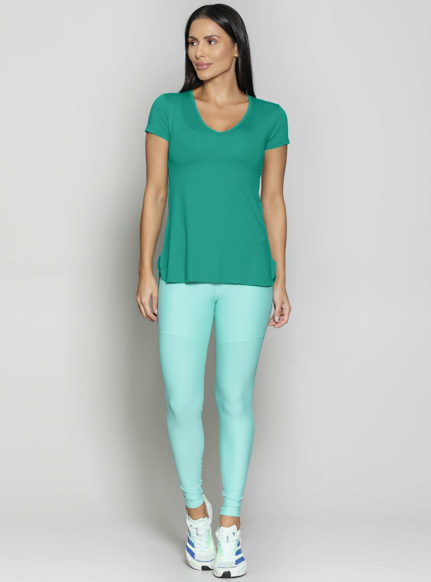 Blusa Alongada Essencial Verde 19