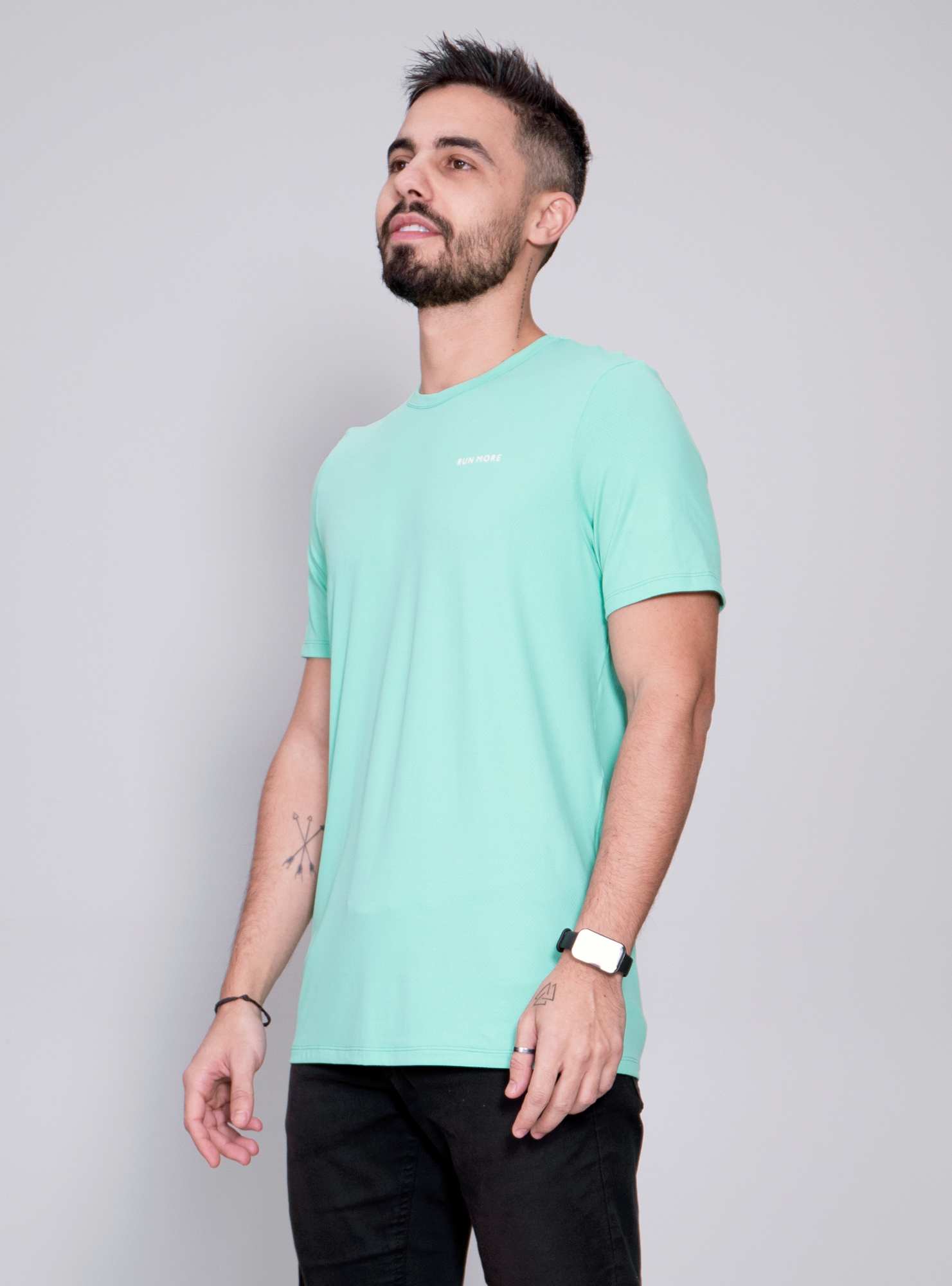 Camiseta Masculina Essencial Verde 14