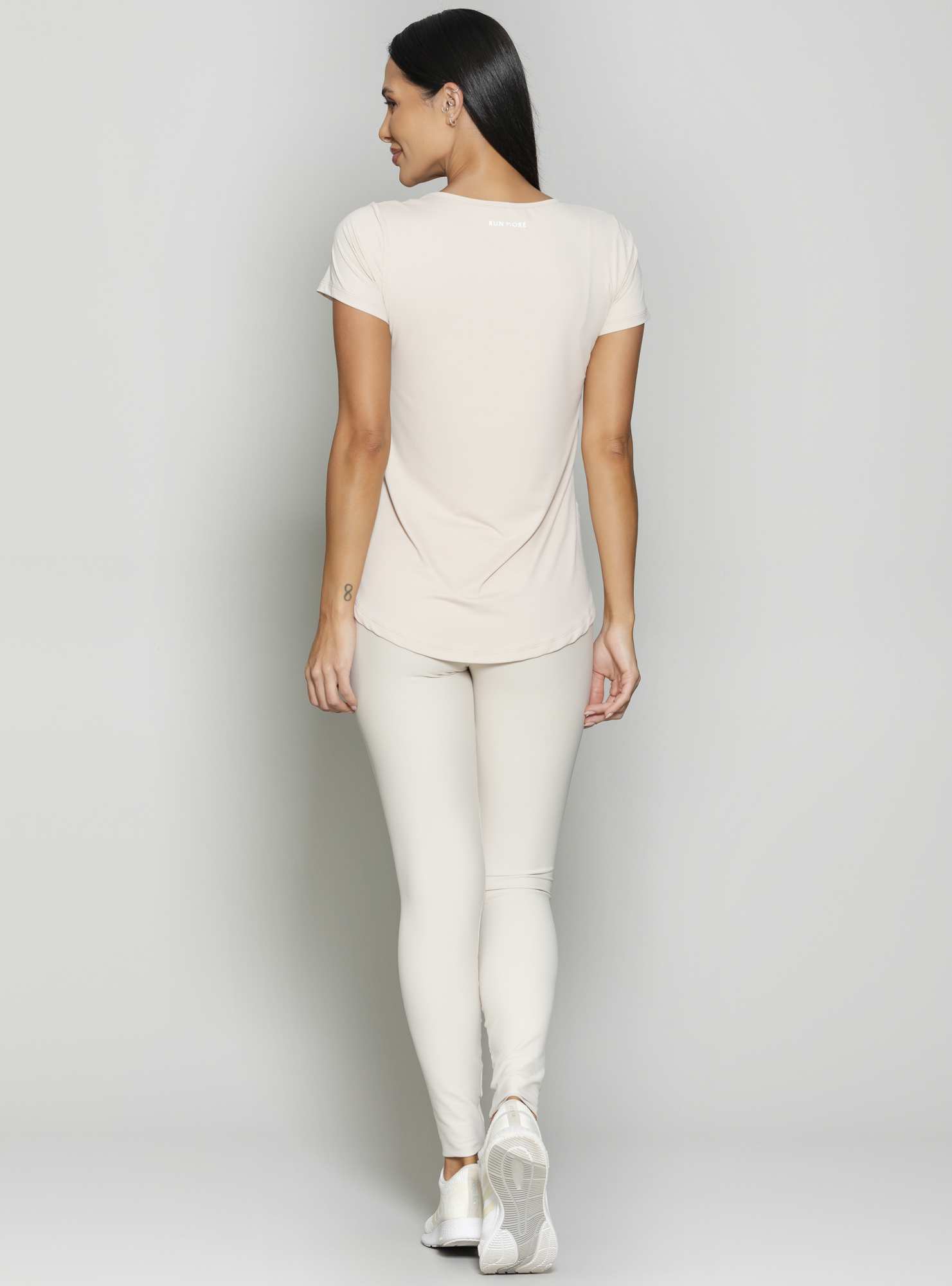 Blusa New Trip Essencial Bege 07