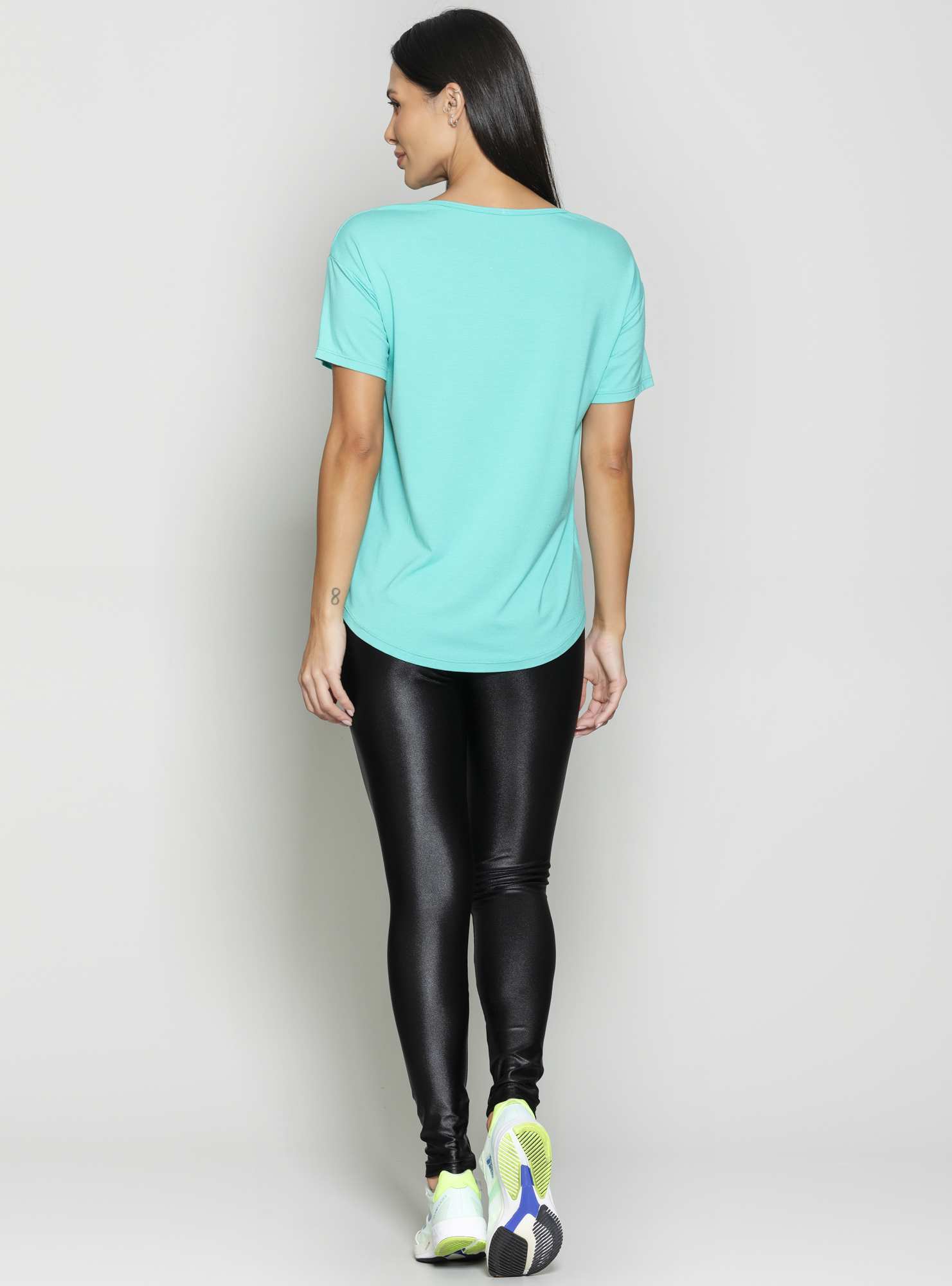 Blusa Alongada Athleisure Verde 14