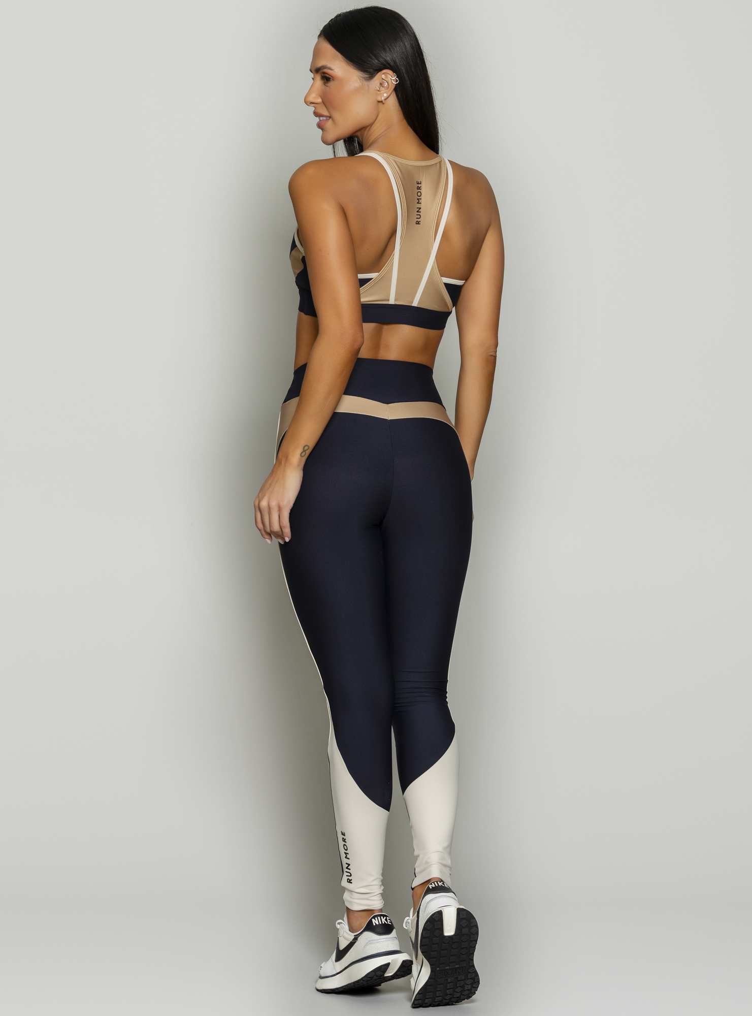 Legging Curved Color Preto / Su 110