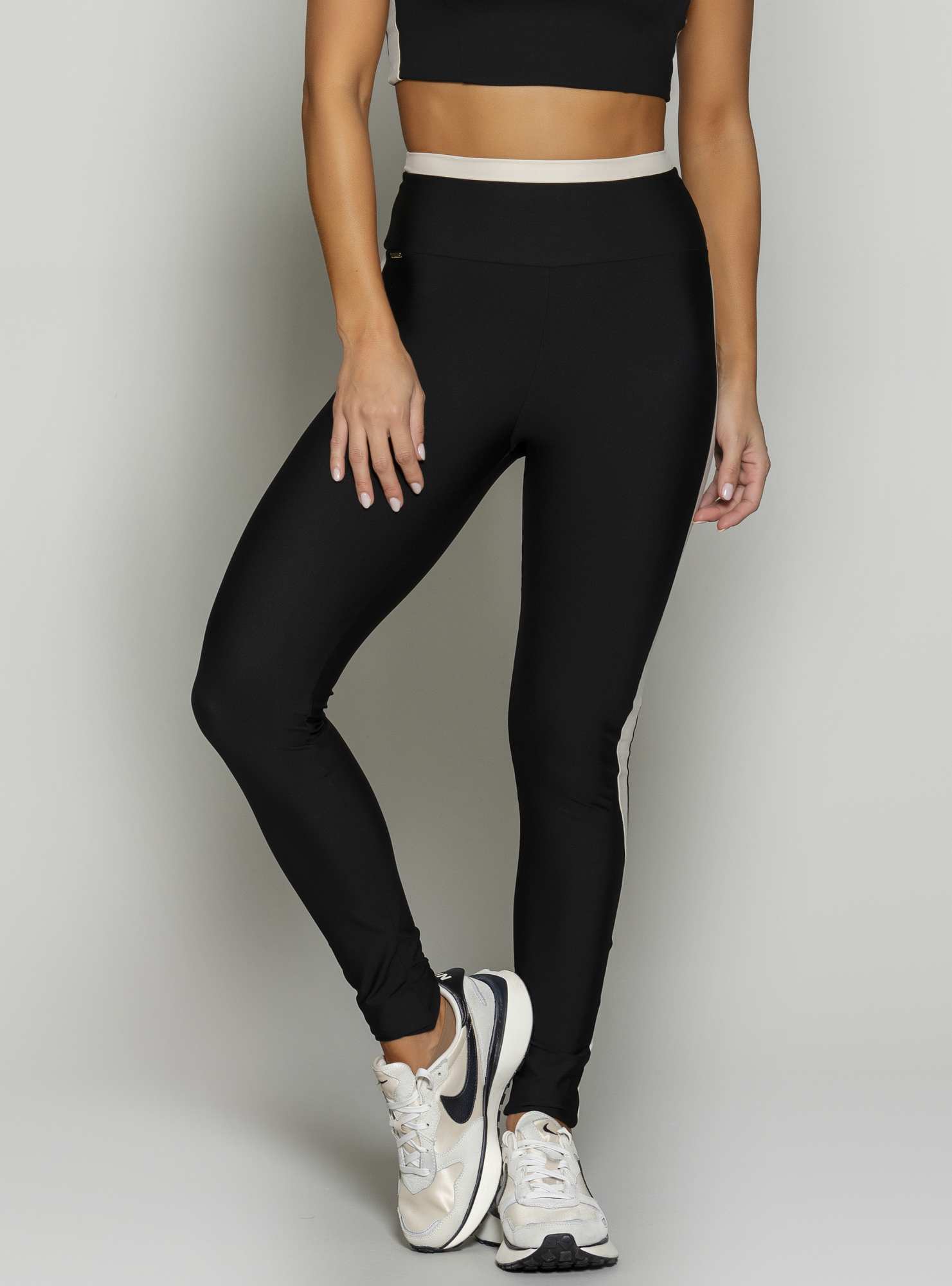 Legging Not So Classic Preto 02 / Bege 02