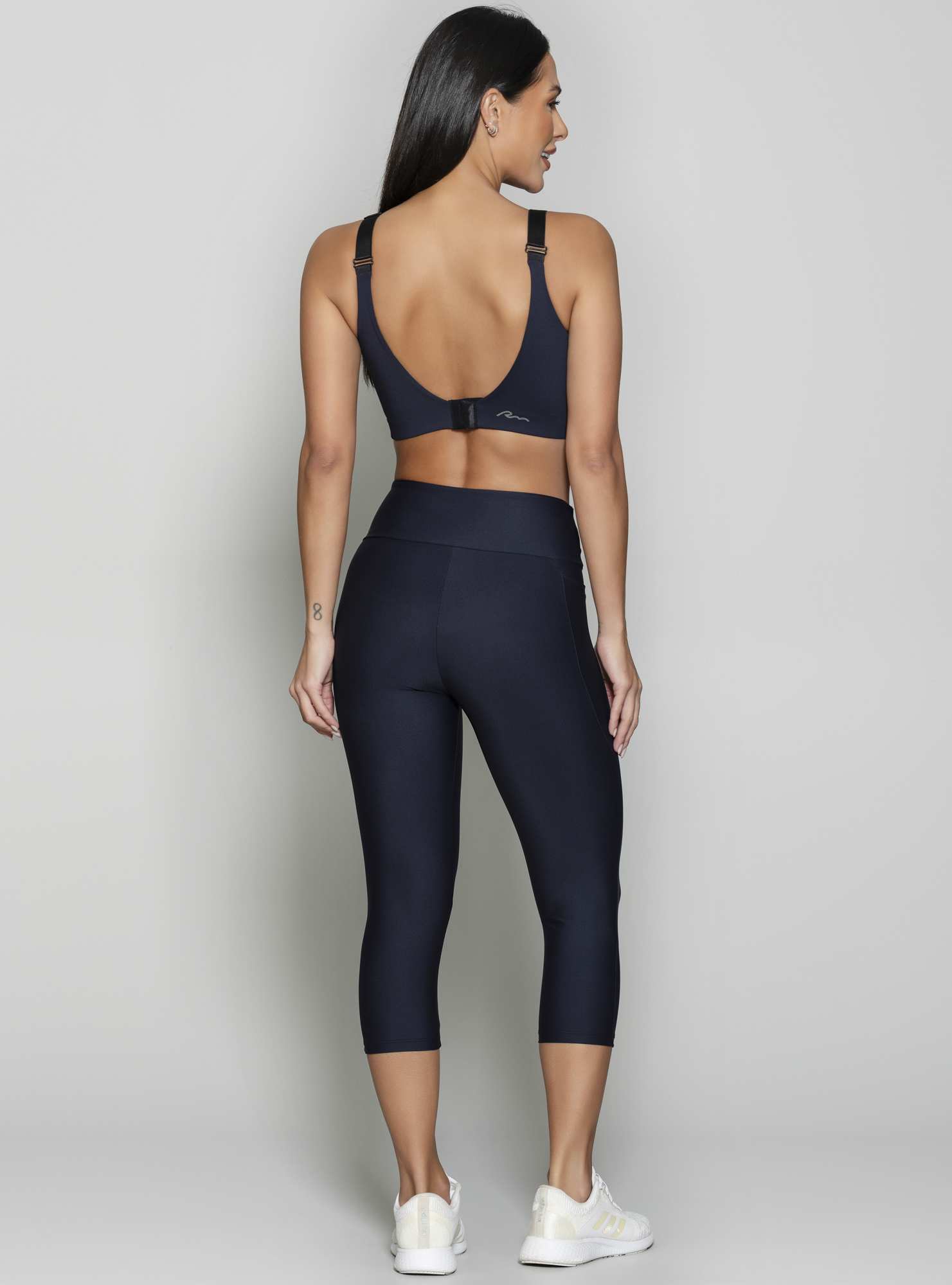 Top Para Seios Grandes Essencial Preto