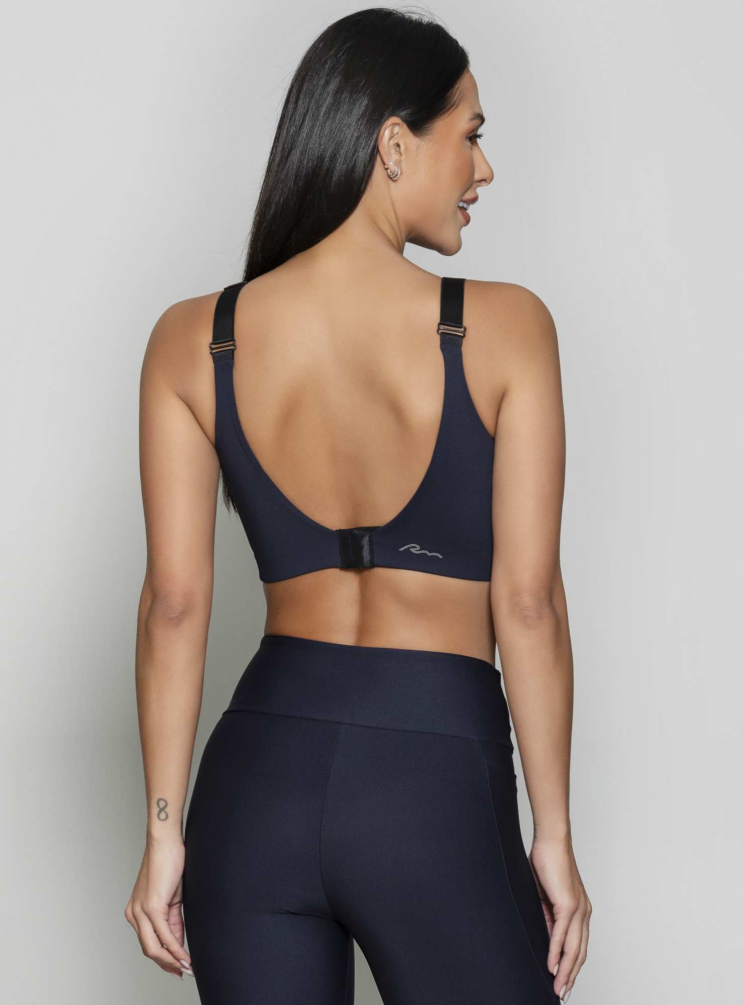 Top Para Seios Grandes Essencial Preto