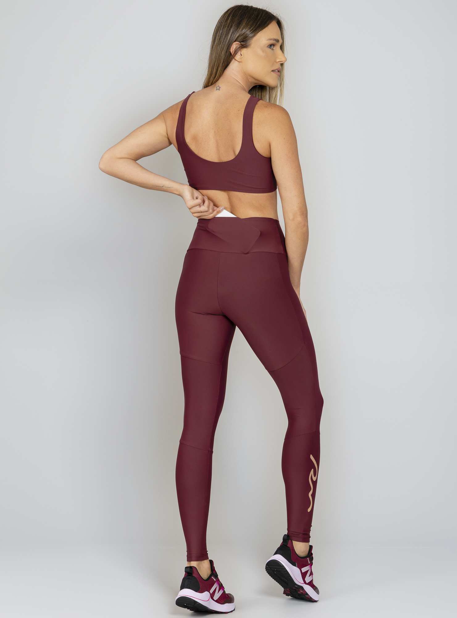 Top Minimal Essencial Bordo 03 / Nude