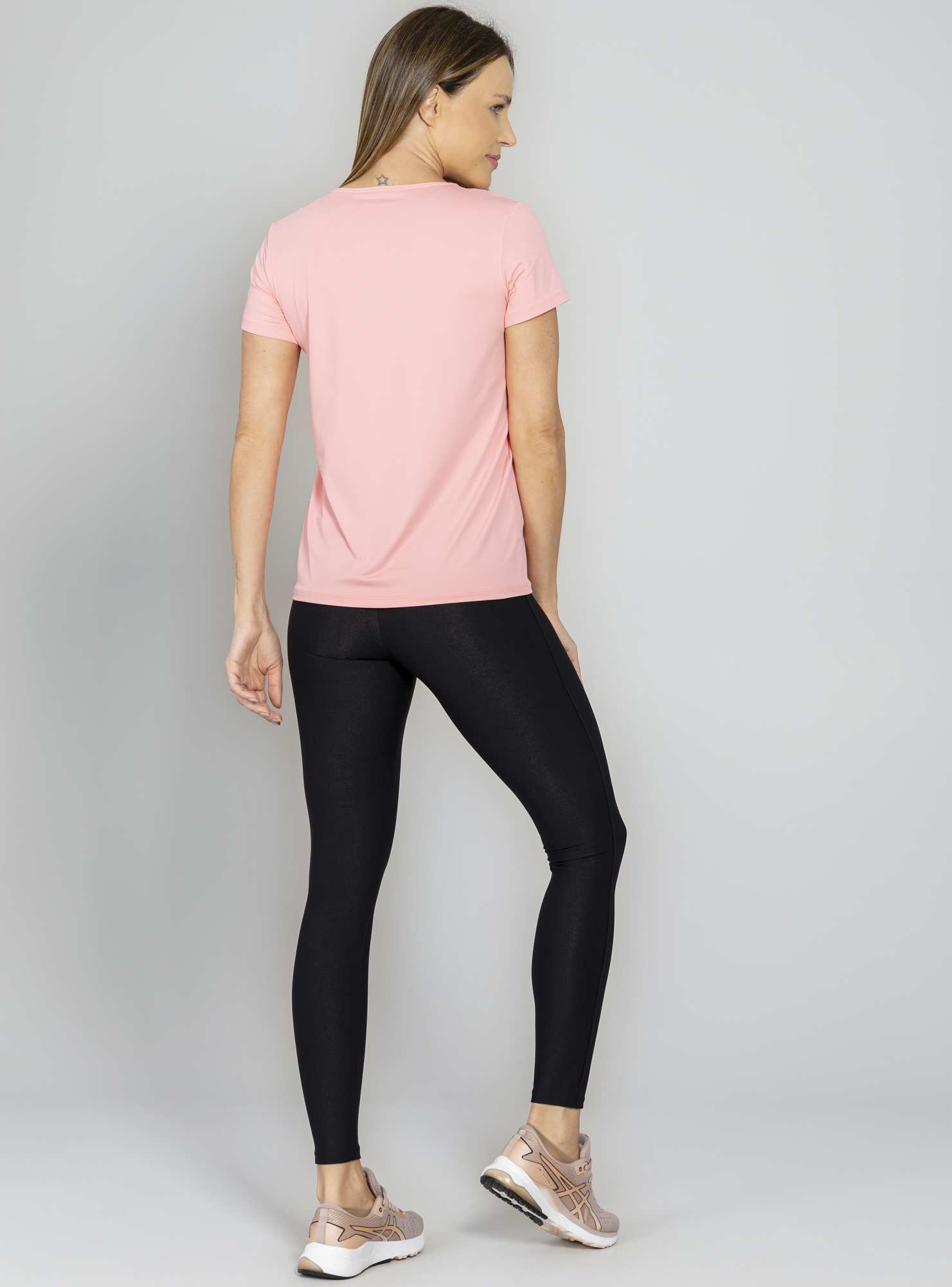 T-Shirt Essencial Rosa 39 / Preto