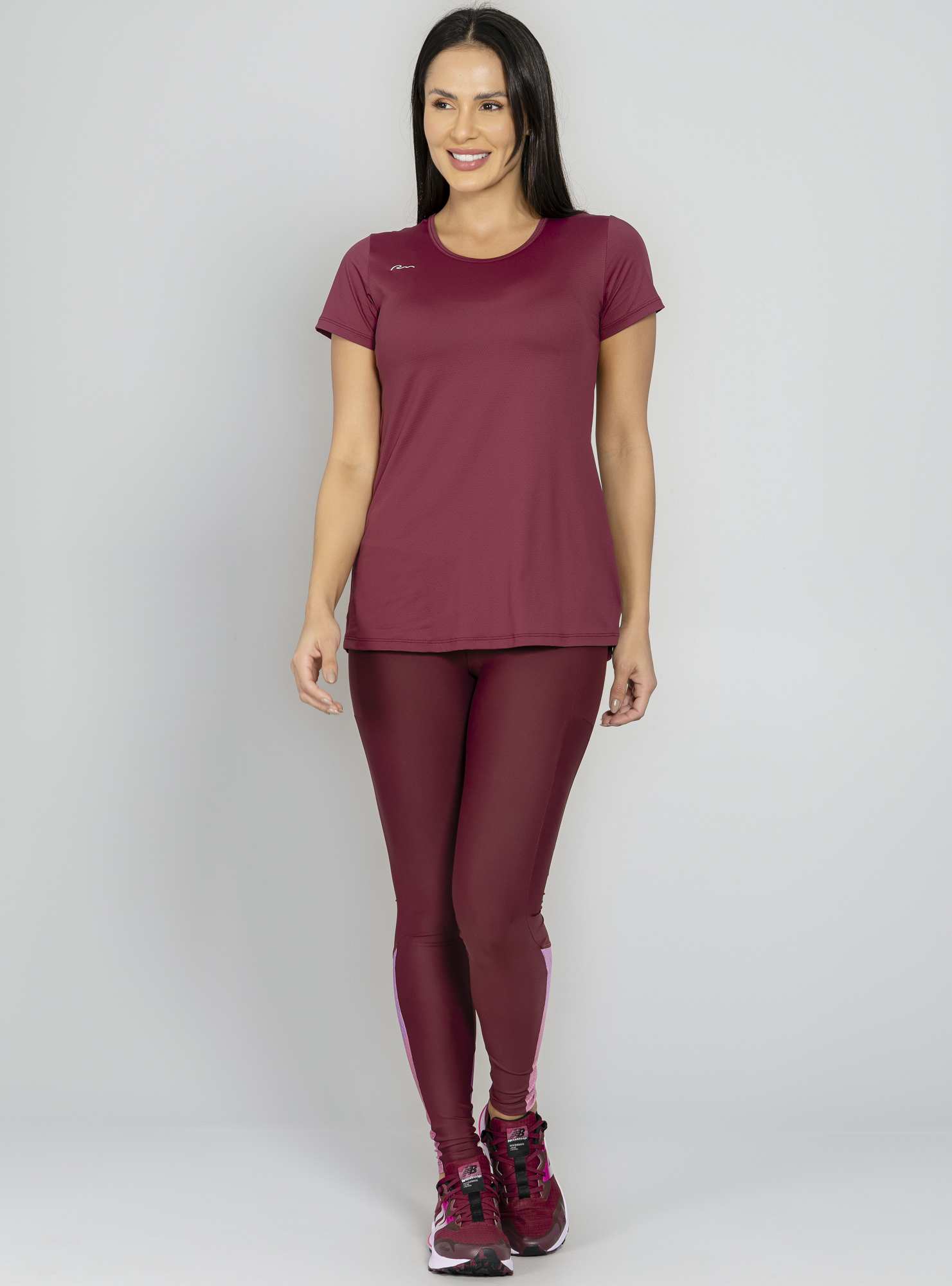 Blusa Alongada Essencial Bordo 03