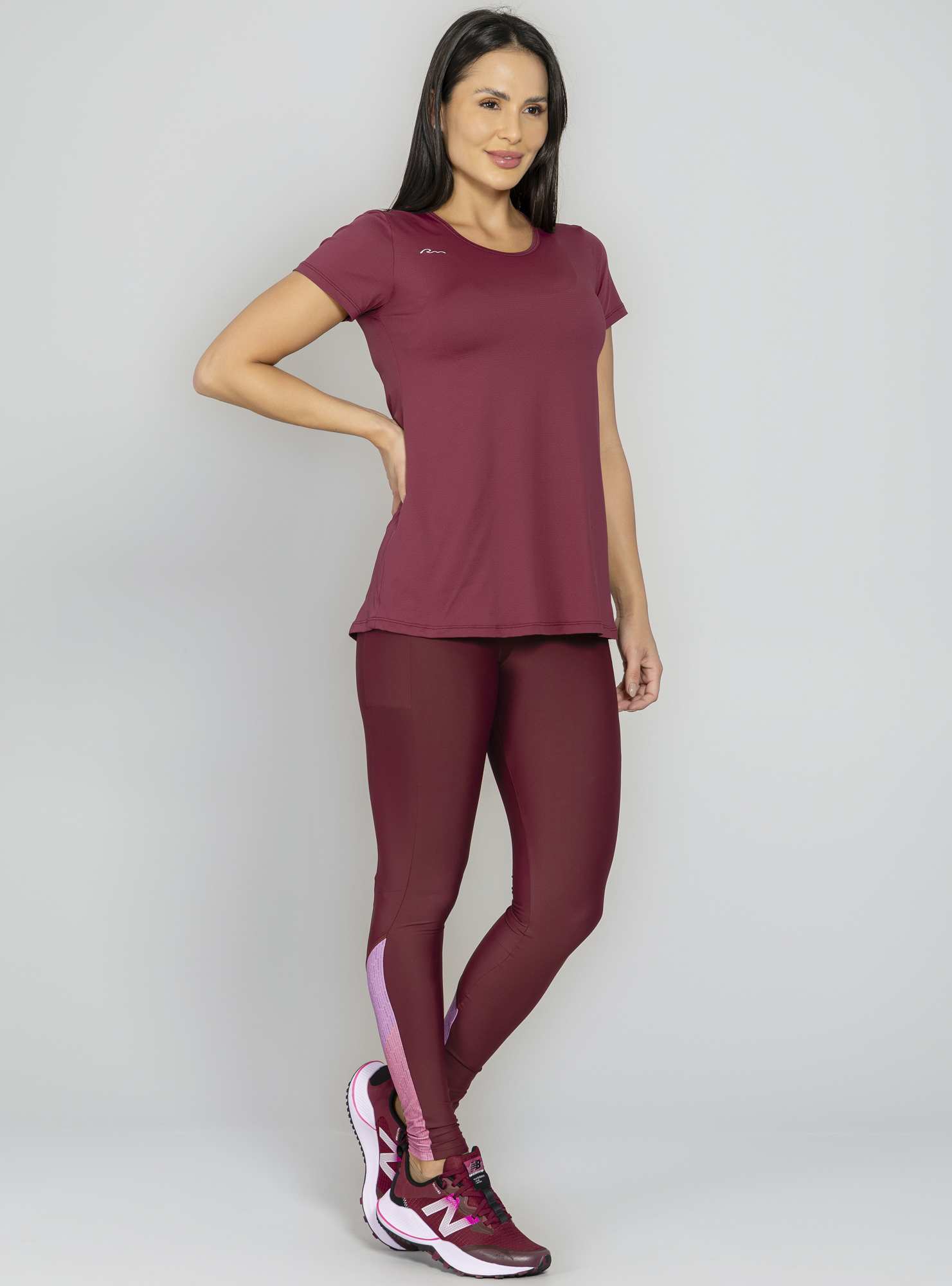 Blusa Alongada Essencial Bordo 03