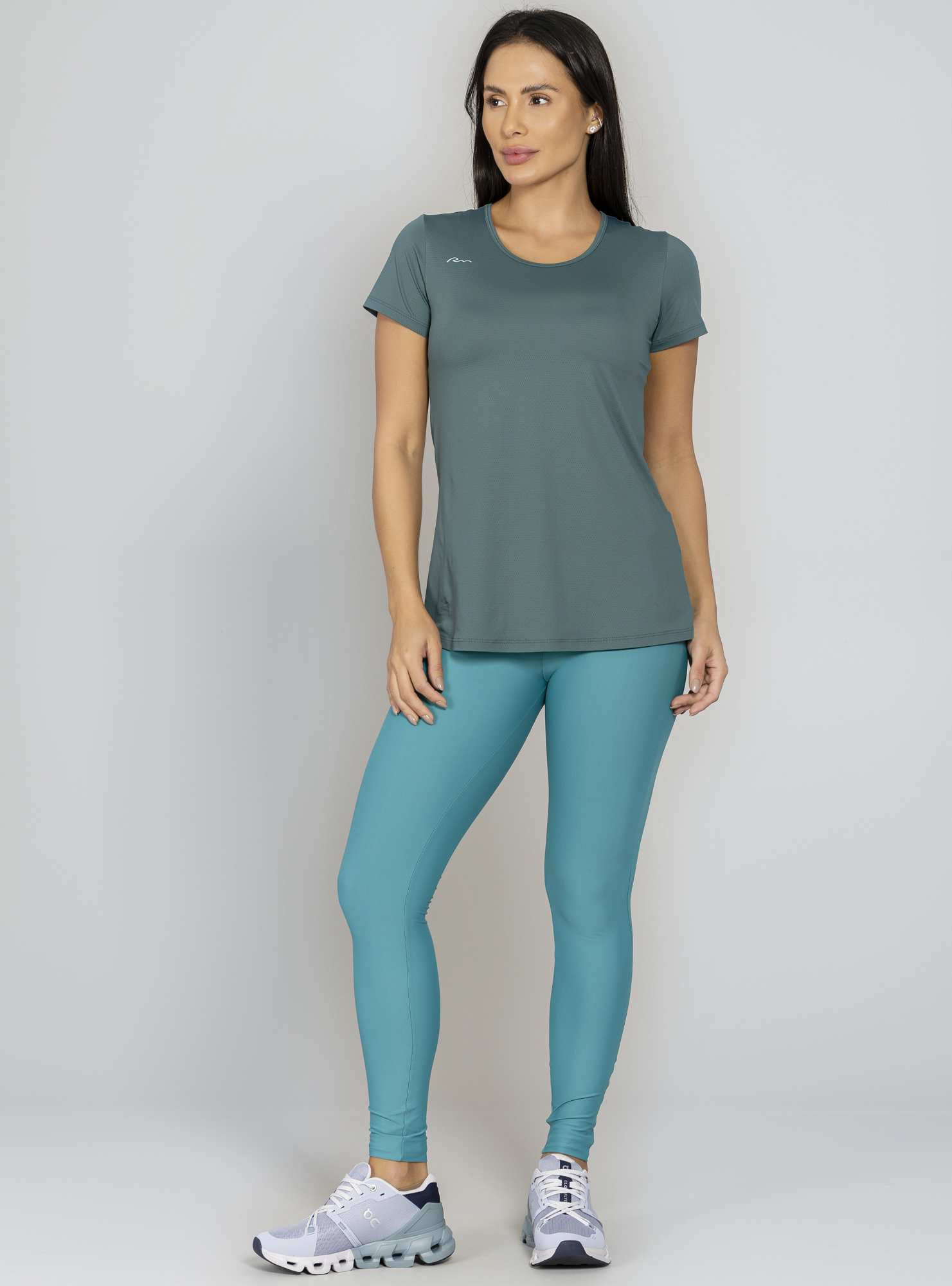Blusa Alongada Essencial Verde 02
