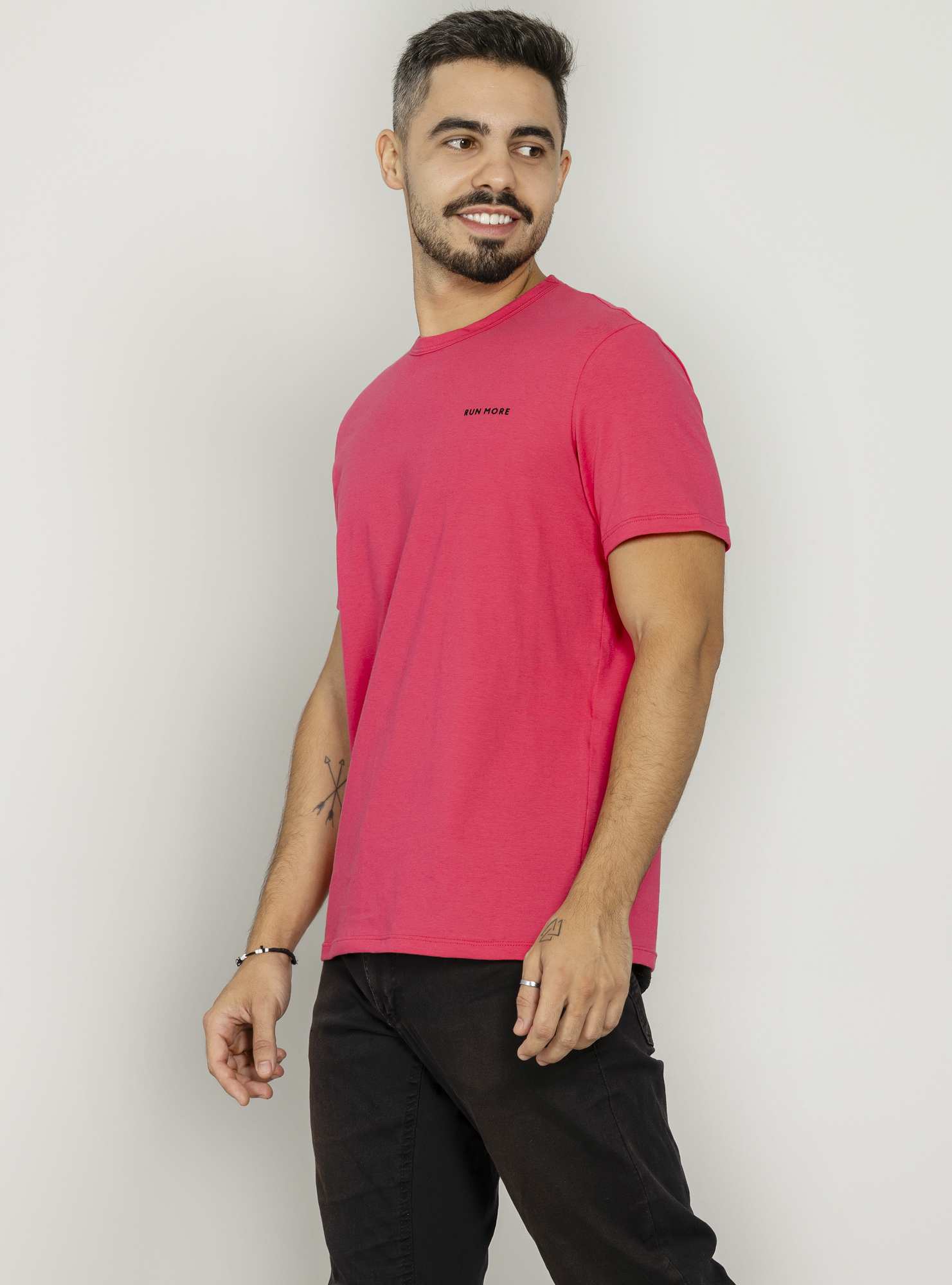 Camiseta Masculina Essencial Rosa 06