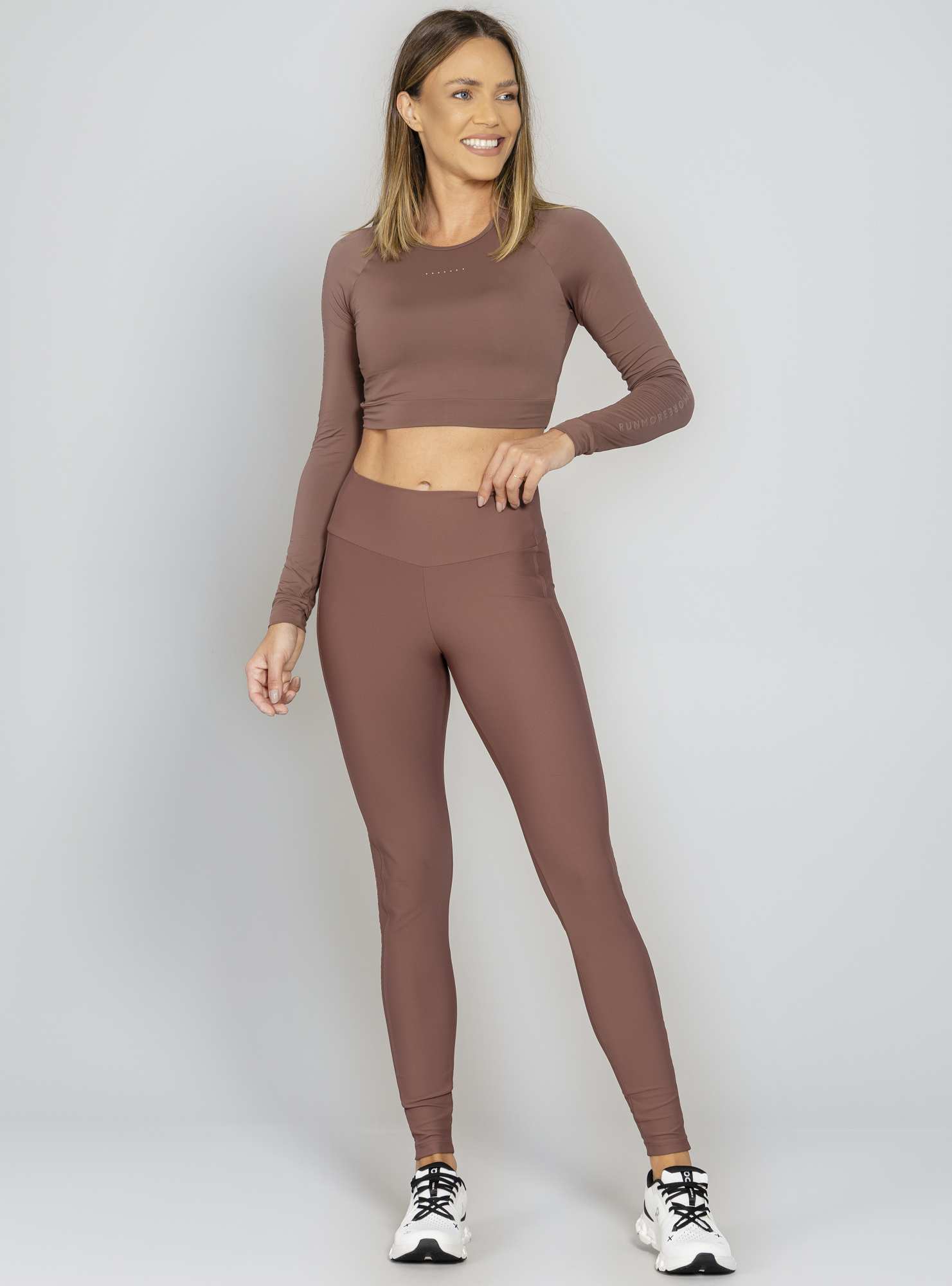 Blusa Fit Collection Marrom 06