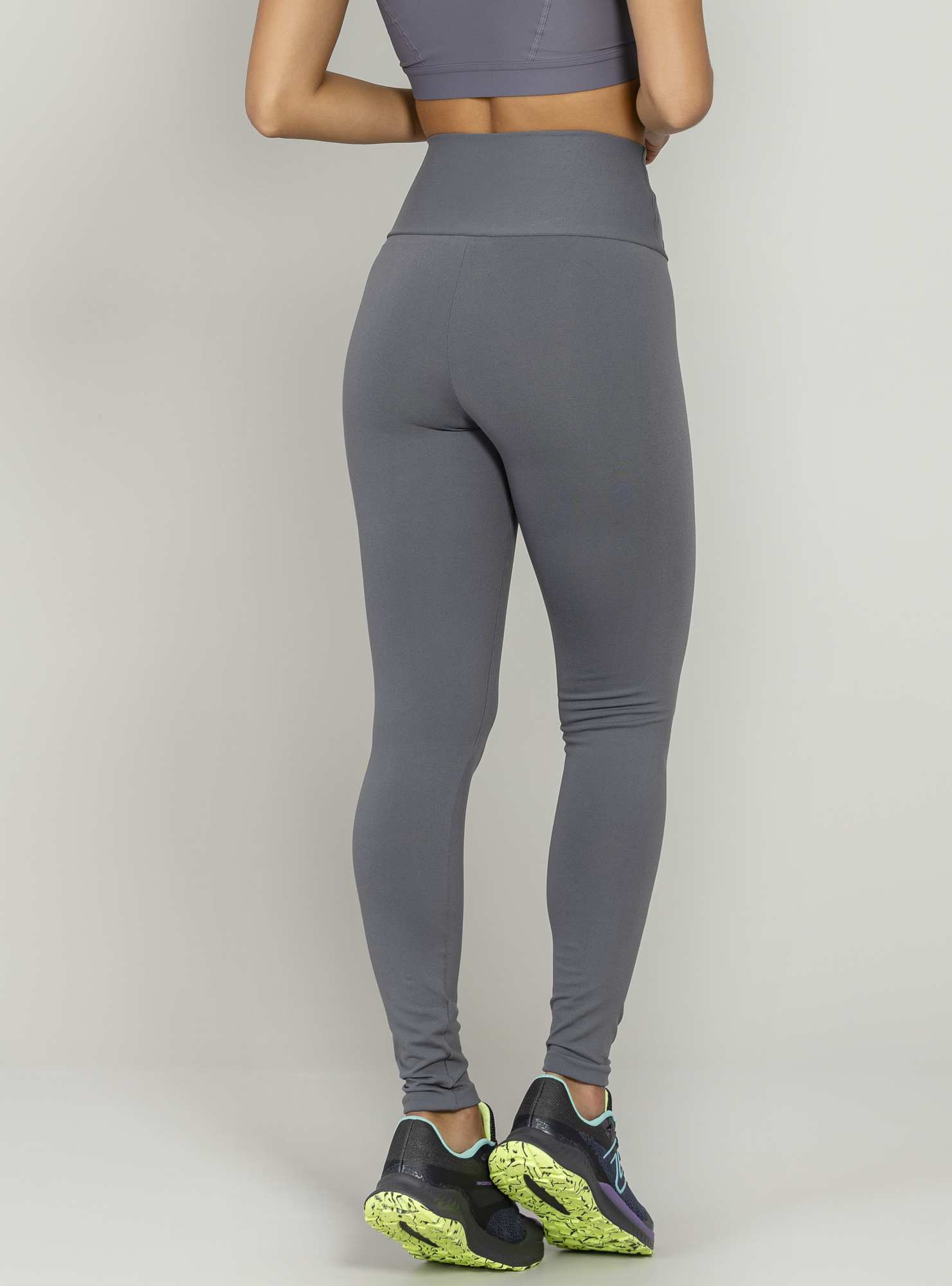 Legging Cós Alto Essencial Cinza 62