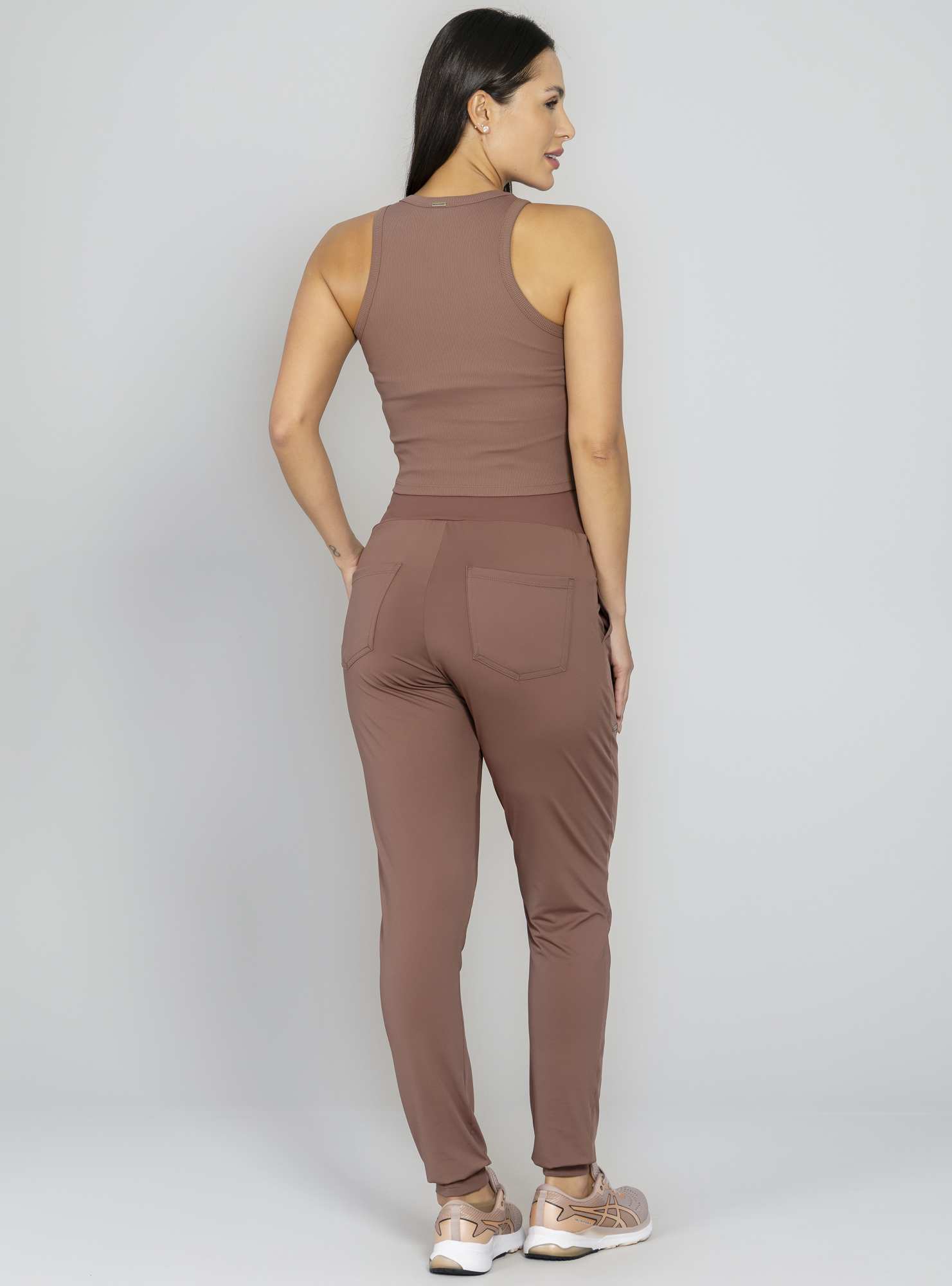Calça Canelada Blend Marrom 06
