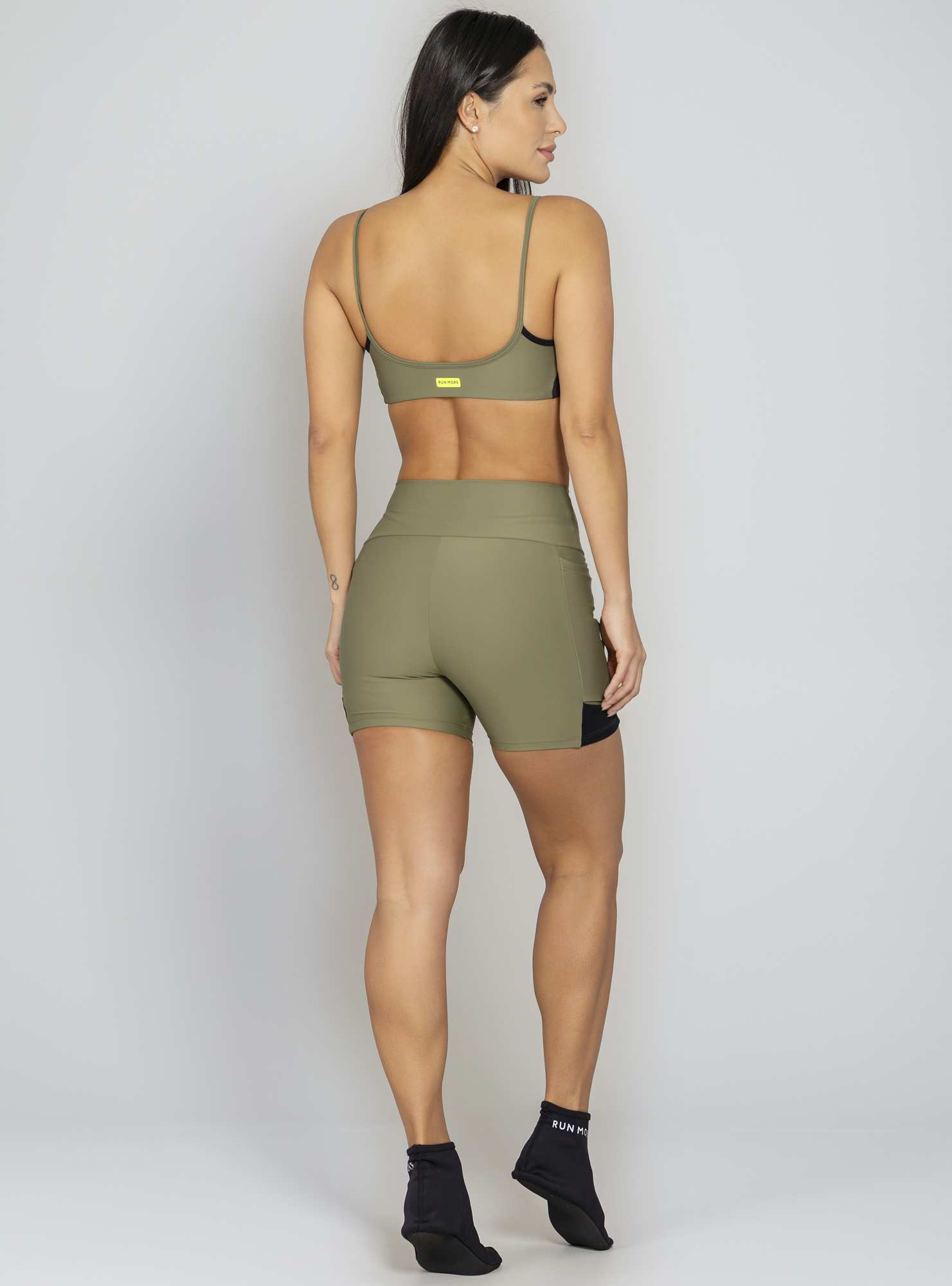 Bermuda Com Bolso Invertido Verde 20 / Preto