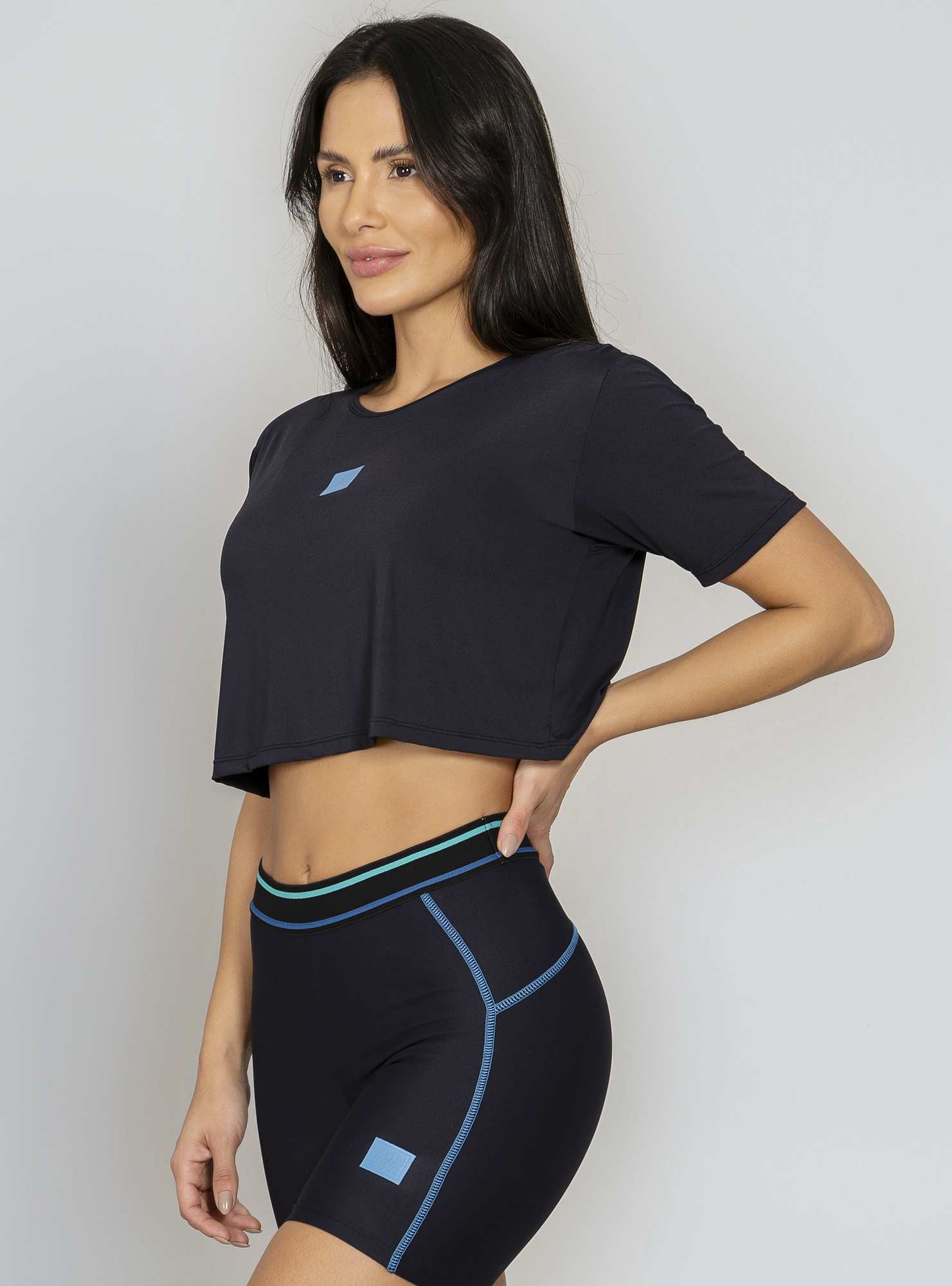 Blusa Boxy Prime Band Preto / Azul 27