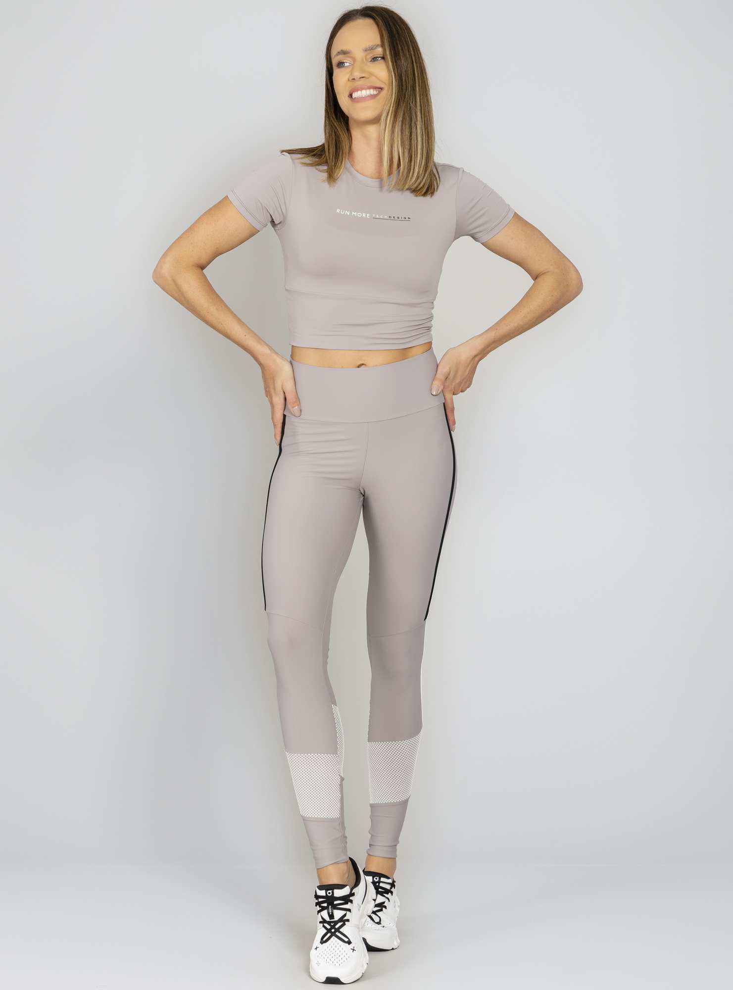 Blusa Cropped Tech Design Cinza 28