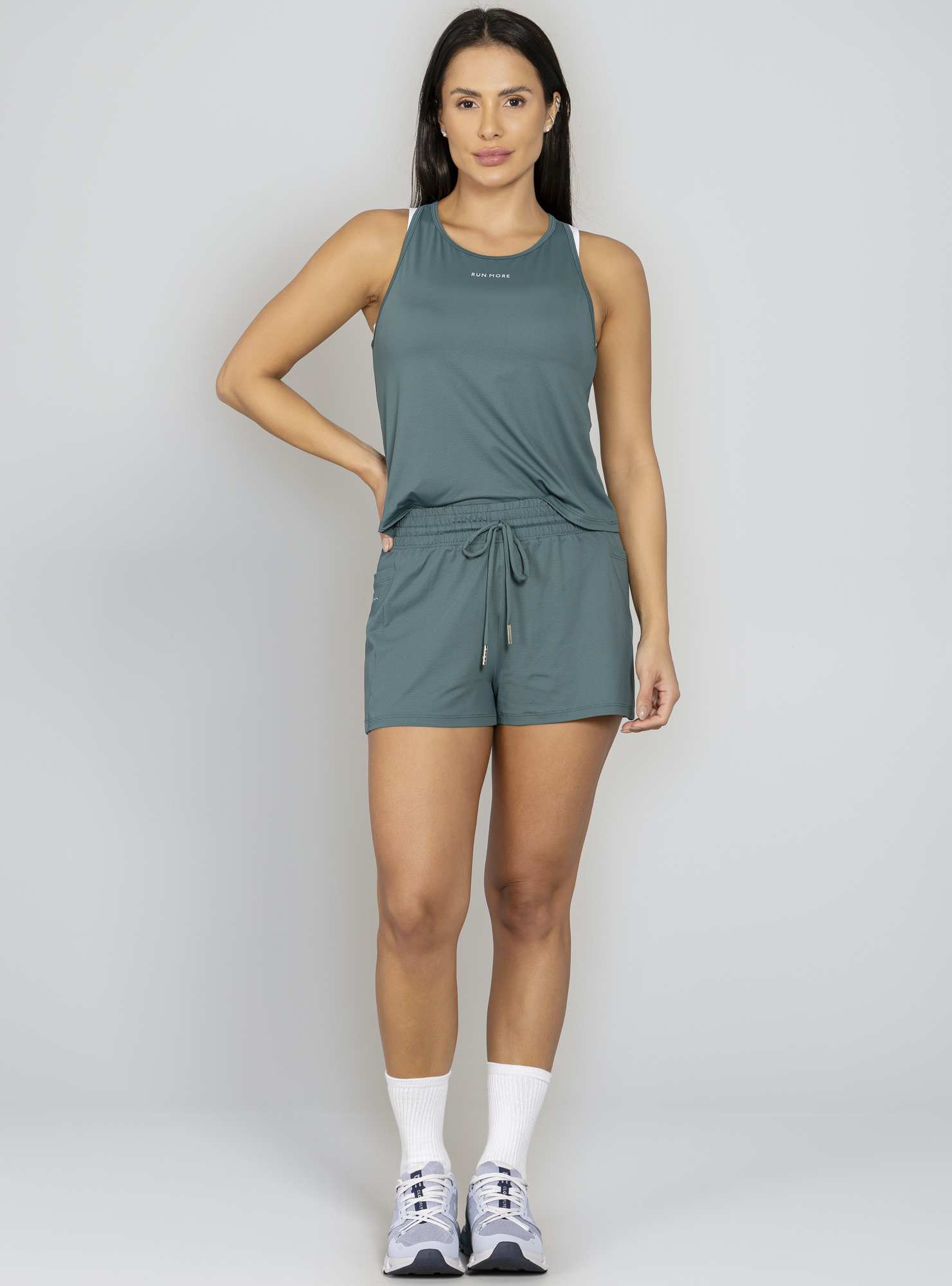 Regata Nadador Essencial Verde 02