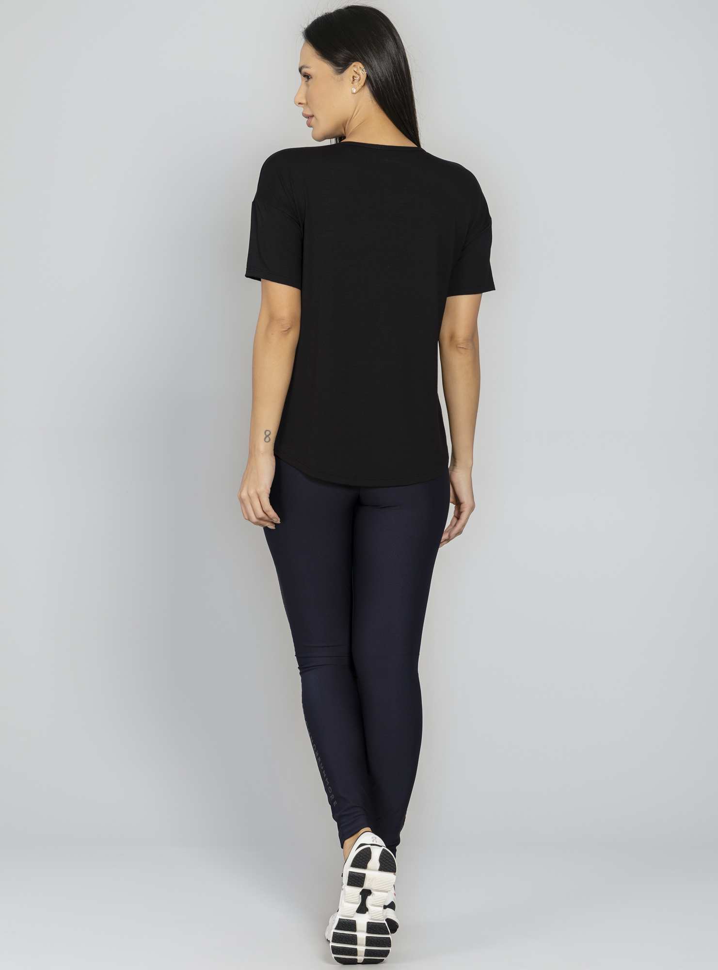 Blusa Alongada Preto