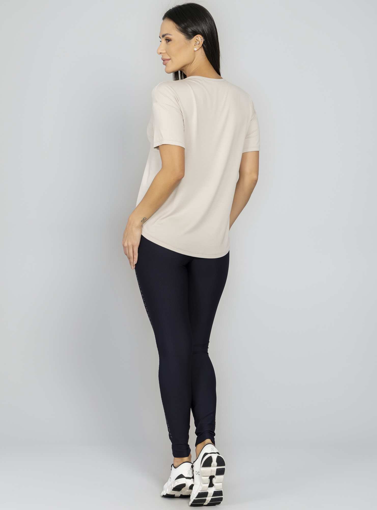 Blusa Alongada Bege 04