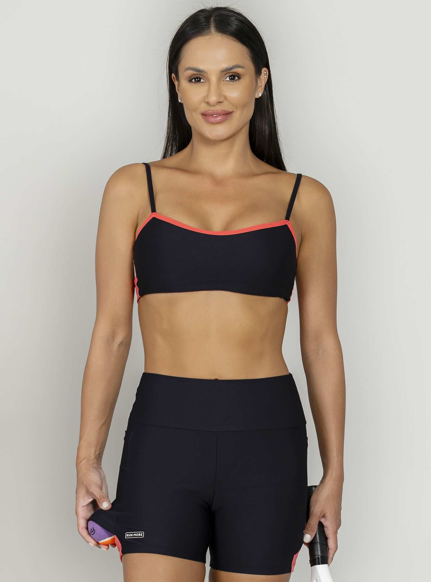 Top Leve Slim Preto / Vermelho 13